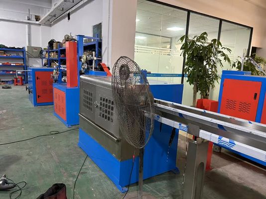 Linia produkcyjna maszyn do wytłaczania kabli o niskim poziomie dymu i zerowym halogenie 80